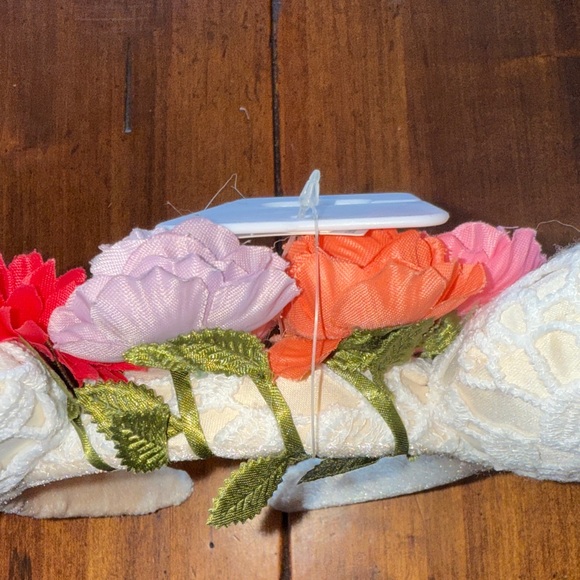 Disney White Lace Ears with Floral Accents (NWT) - Picture 9 of 10